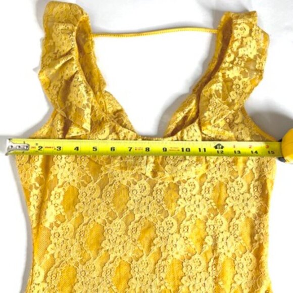 Bleuh Ciel Lace Bodysuit Yellow Sz M Floral Pattern Ruffle Neckline/Arm Openings - Picture 8 of 10